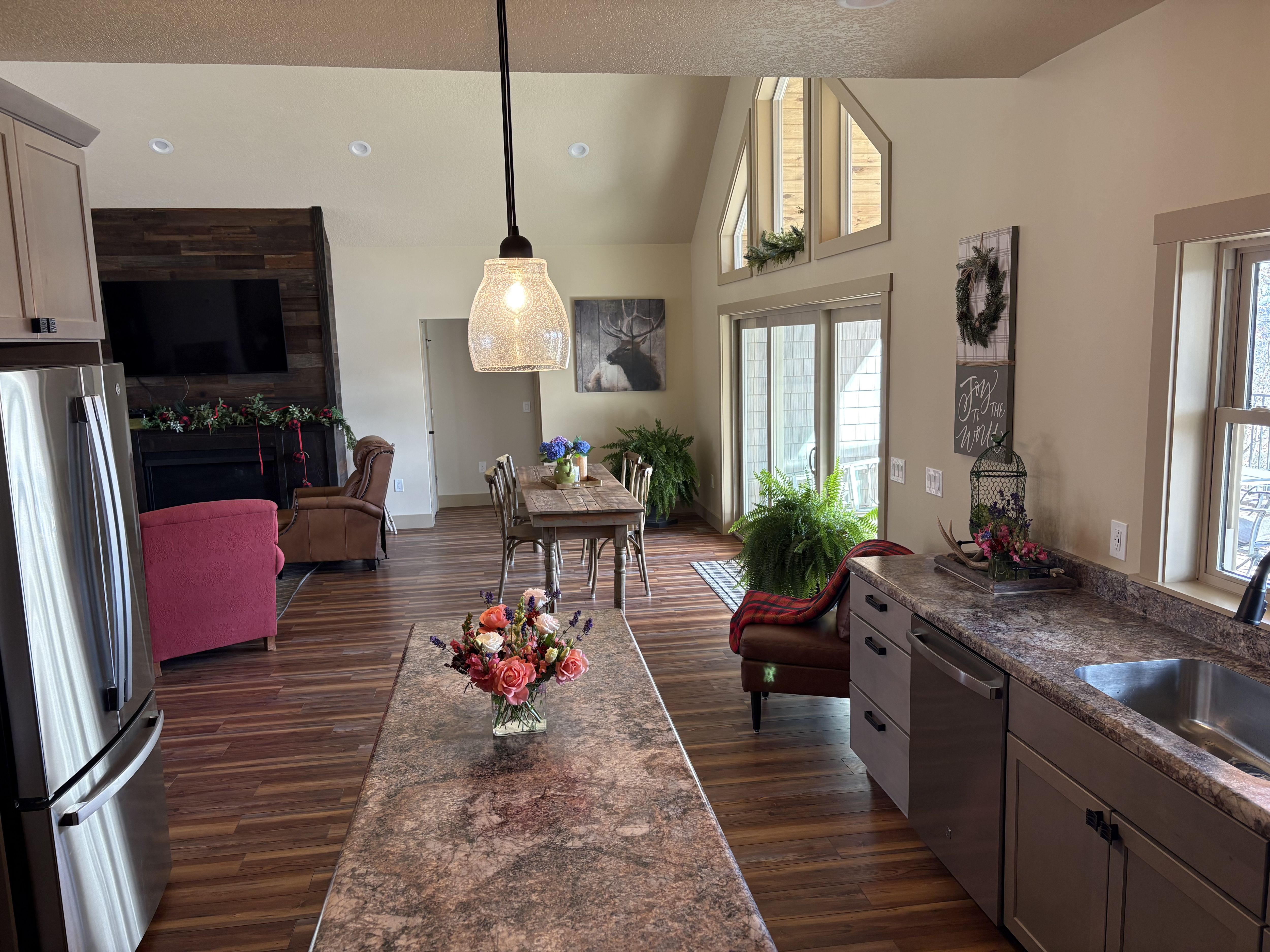 Listing Photo: Bailey Kitchen DR